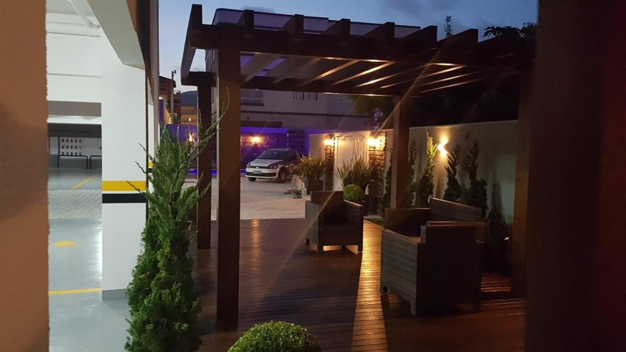Var-101A Dpto Amplio En Condominio Cerrado Con Piscina Bombinhas Extérieur photo